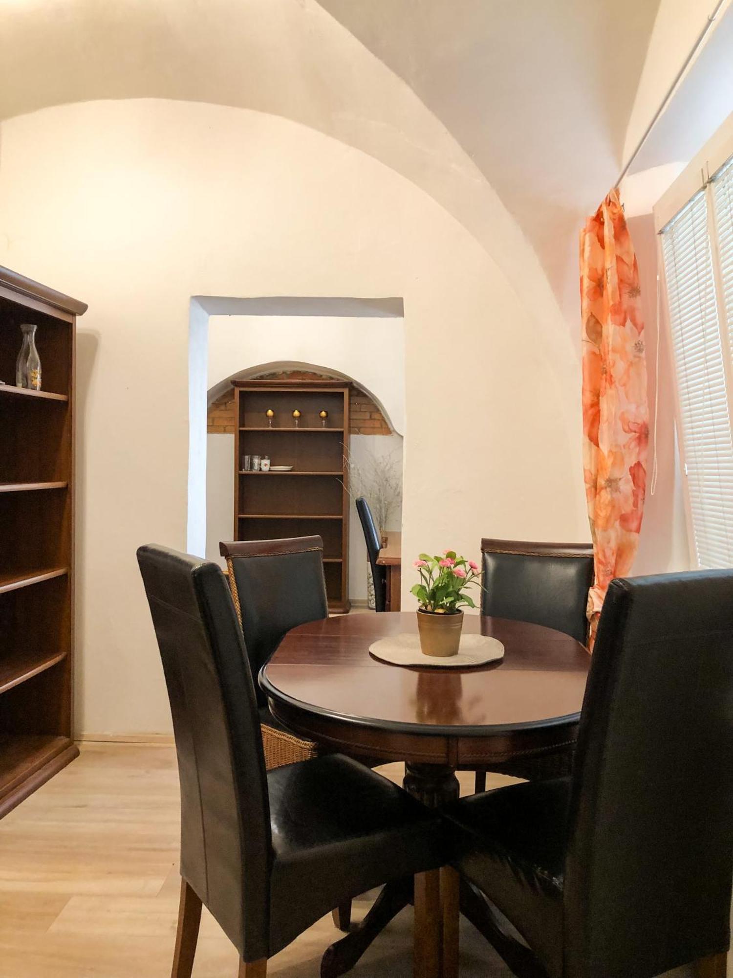 Apartment Bessi Оломоуц Екстер'єр фото